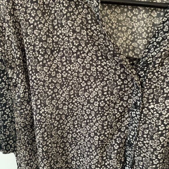 Only Noelle Semi Sheer Black & White Print Blouse - Picture 6 of 6